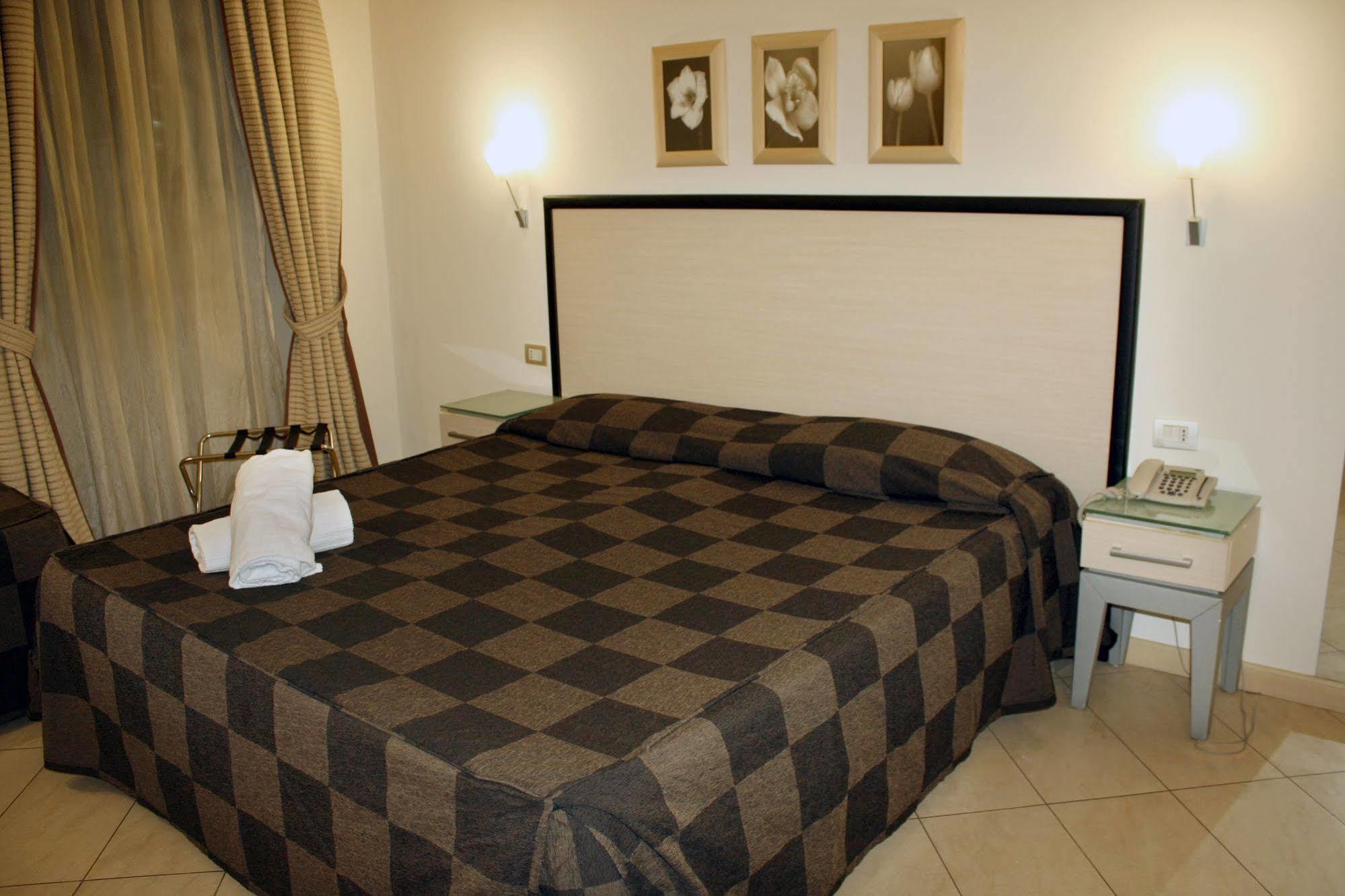 Hotel Villa Cibele 카타니아 외부 사진