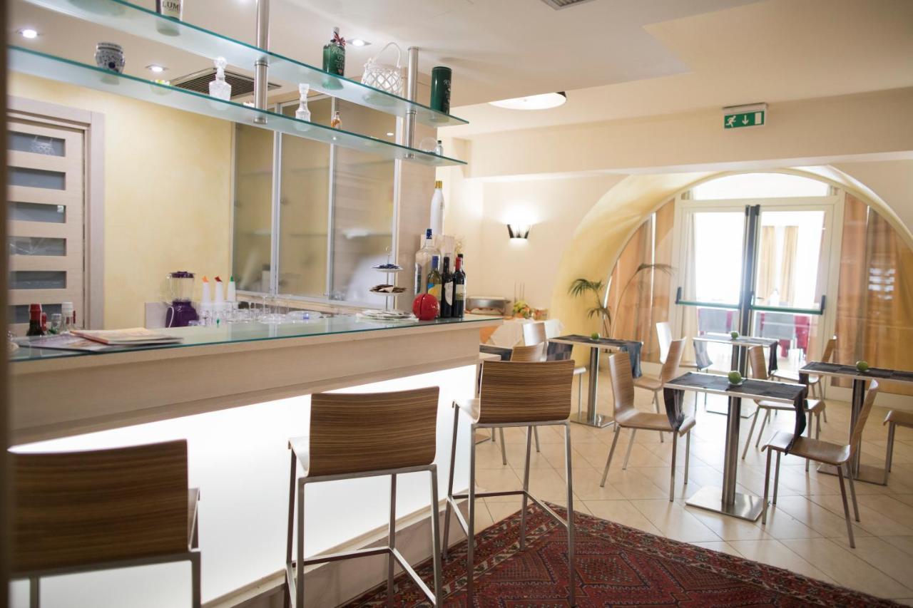 Hotel Villa Cibele 카타니아 외부 사진