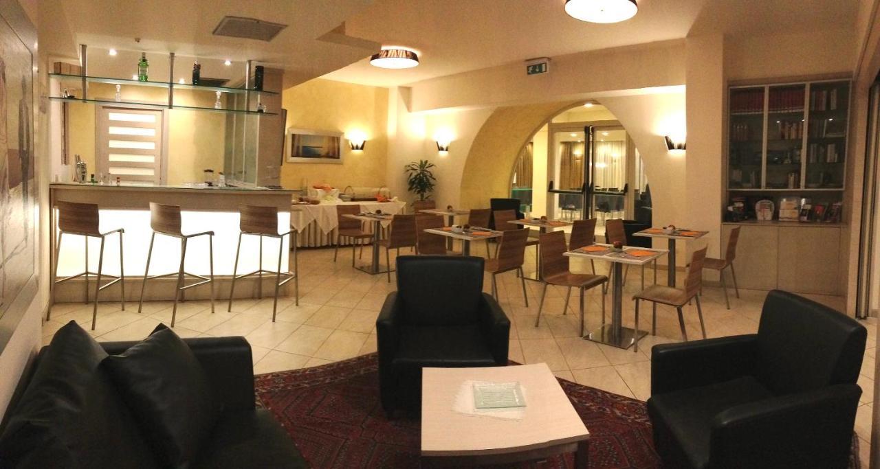 Hotel Villa Cibele 카타니아 외부 사진