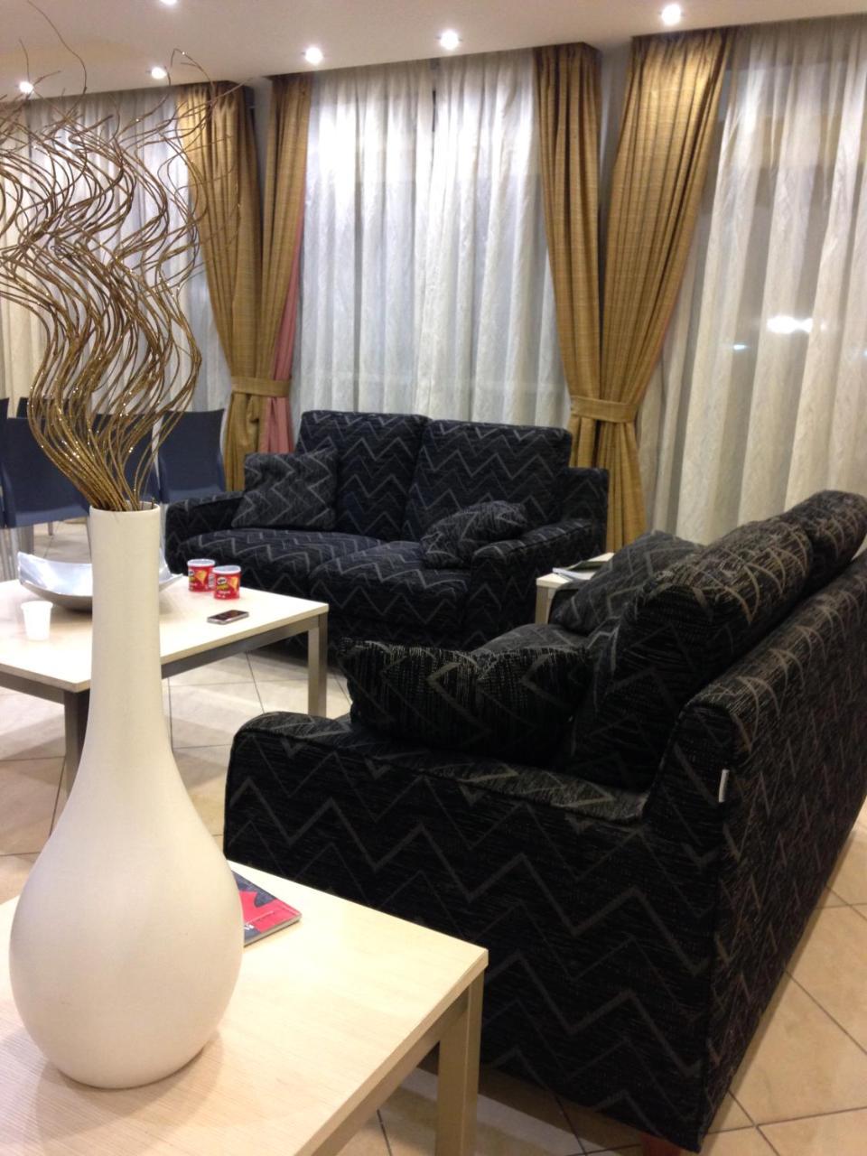 Hotel Villa Cibele 카타니아 외부 사진