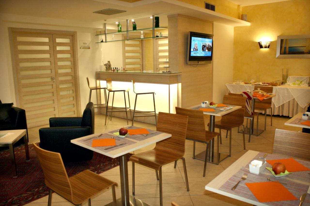 Hotel Villa Cibele 카타니아 외부 사진